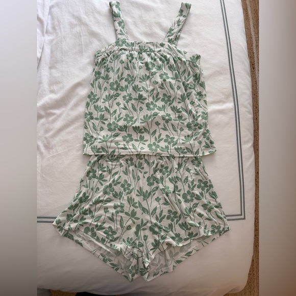 LAKE Other - Lake Pajamas DreamModal Floral Tank Short Set